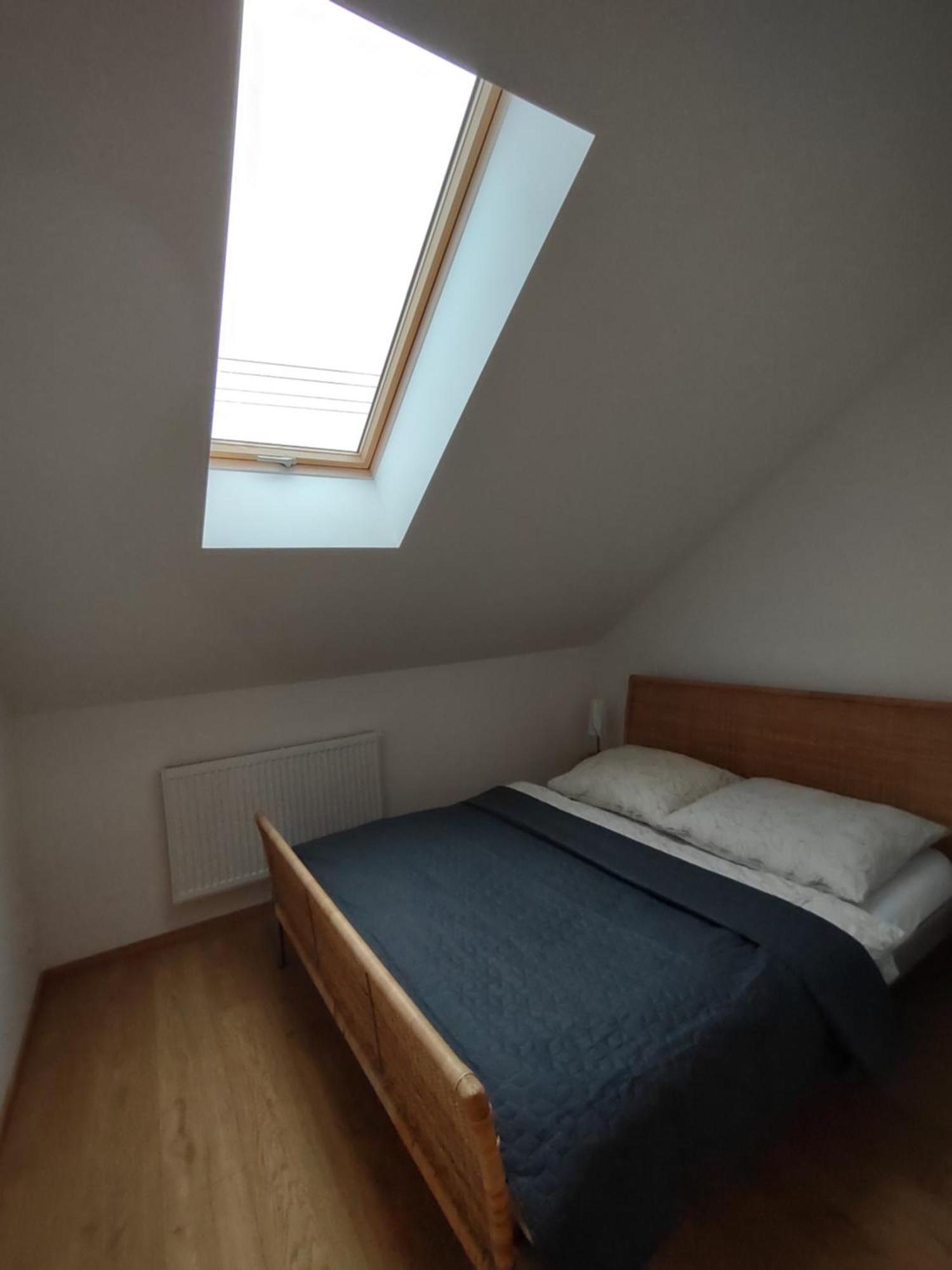 Pekloveske Apartmany V Ceskem Raji Železnice Buitenkant foto
