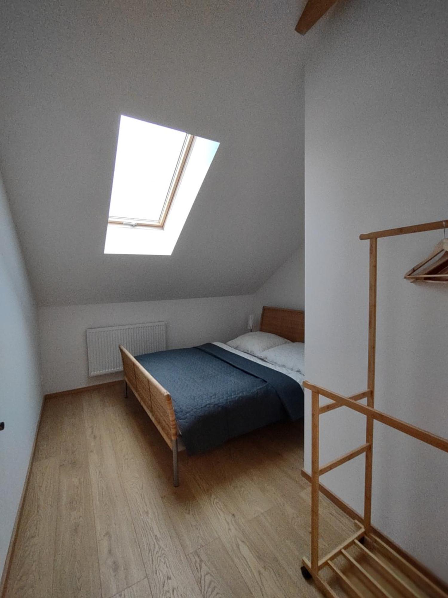 Pekloveske Apartmany V Ceskem Raji Železnice Buitenkant foto